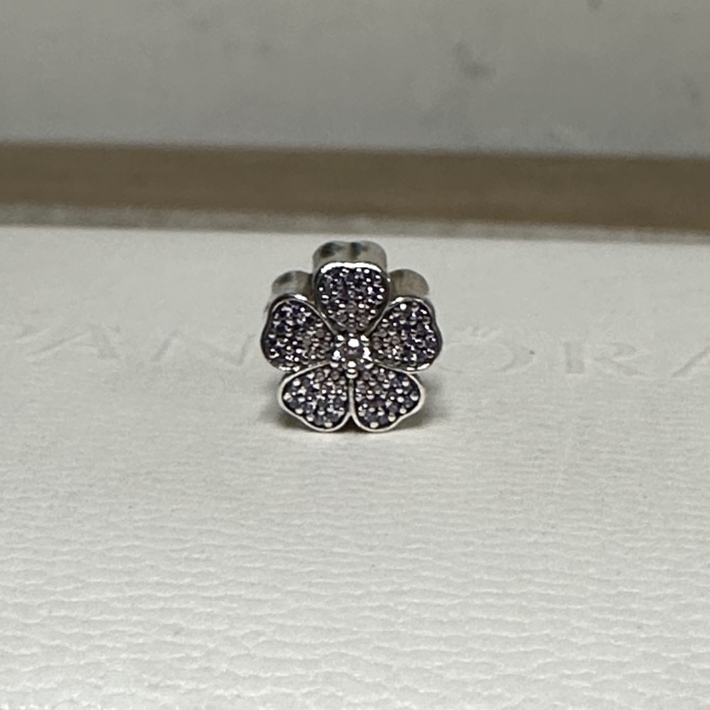 Pandora great shape Sparkling Primrose flower pave purple pink crystal 925 charm